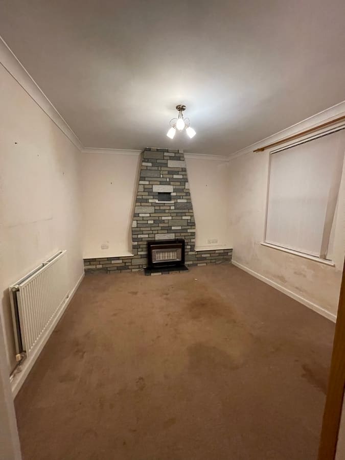 3 Bed Terrace, Pakefield photo 1
